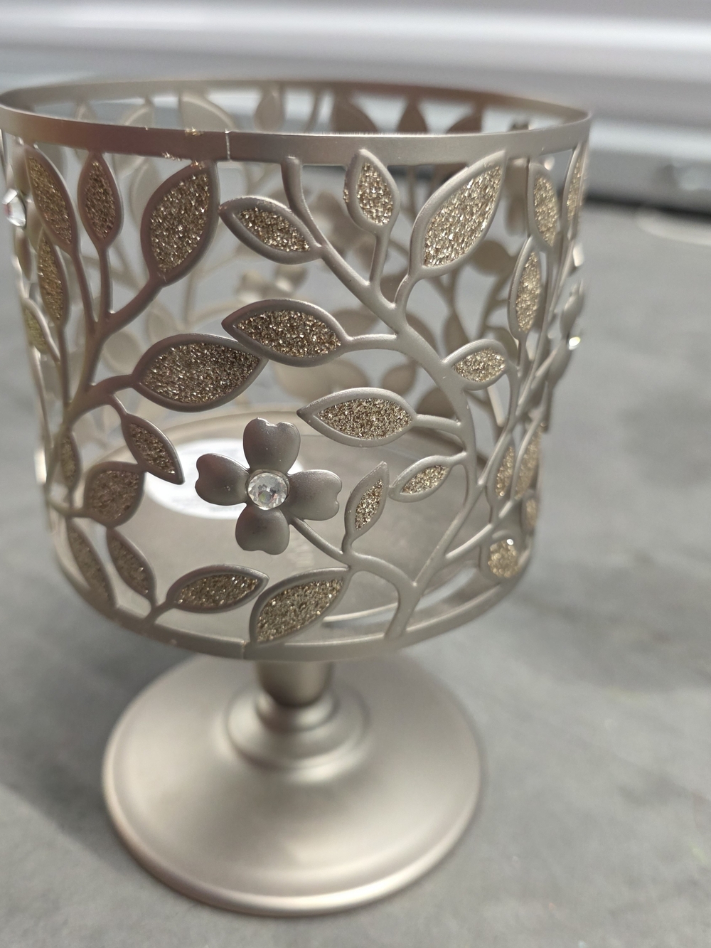 Bath & Body Works Gold Leaf Metal Votive Holder with Floral Crystal
